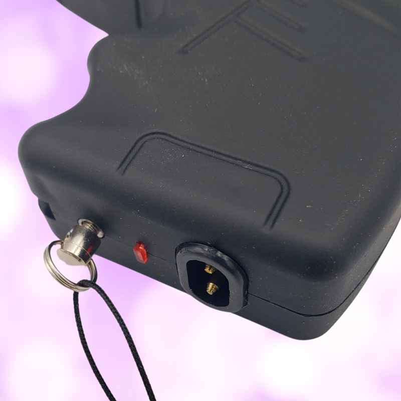 safety disable feature pistol-gun-grip-stun-led-flashlight-taser