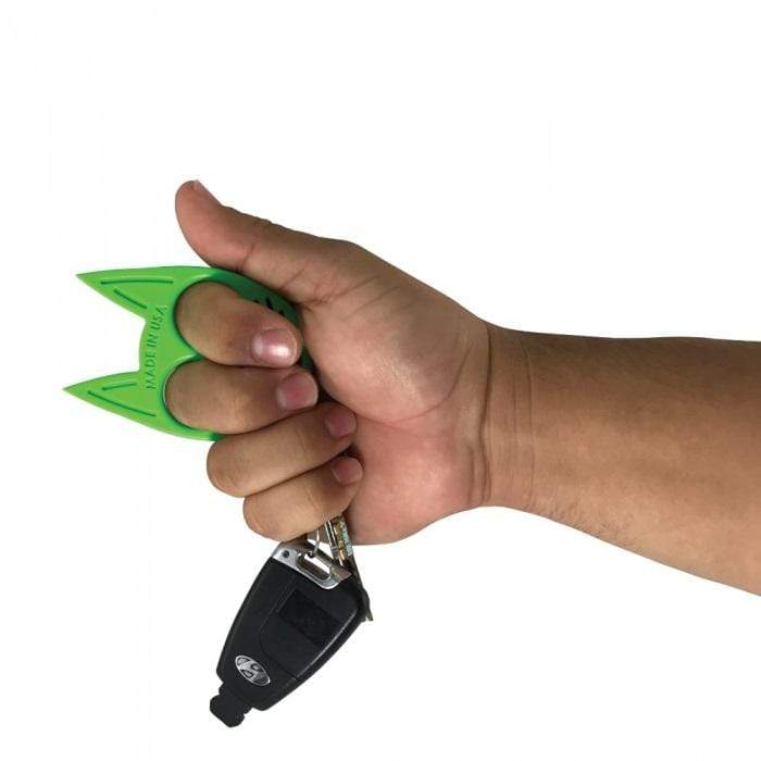 how to hold My Kitty self-defense keychain cat keyring